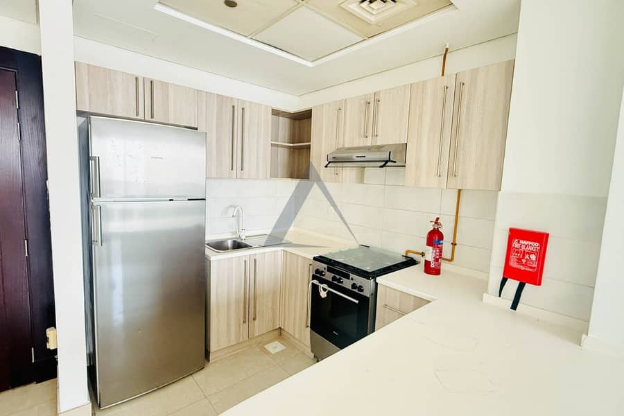 6 Property Image