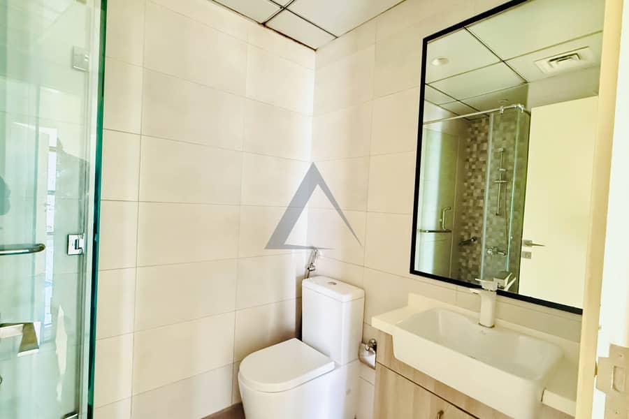 10 Property Image