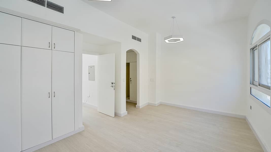 4 AZCO REAL ESTATE-21. jpg