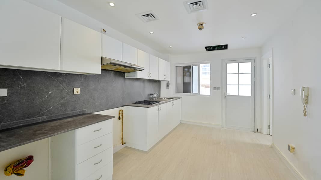 10 AZCO REAL ESTATE-4. jpg