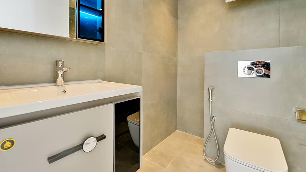 14 AZCO REAL ESTATE-16. jpg