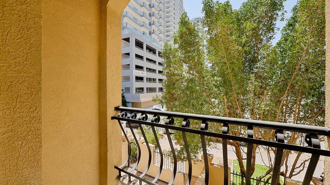 19 AZCO REAL ESTATE-15. jpg