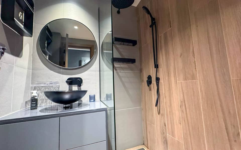 8 Property Image