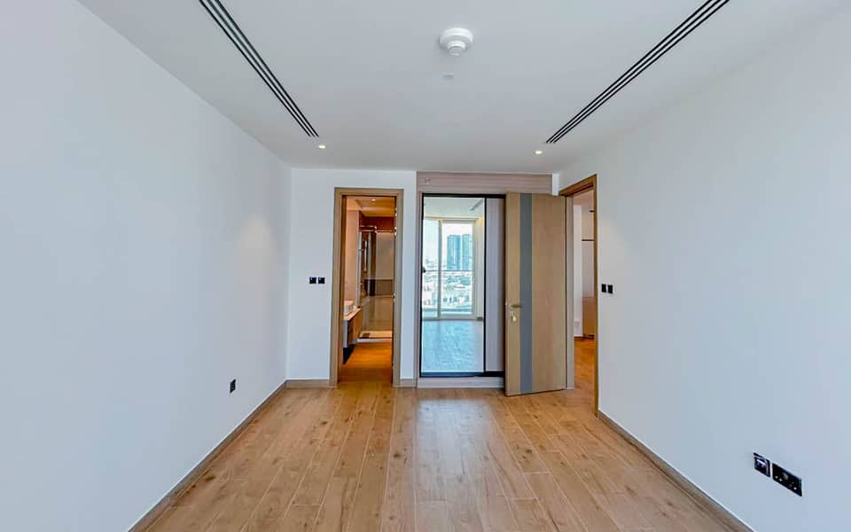 10 Property Image