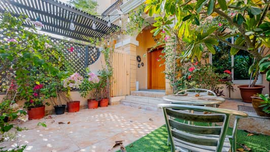 3 Schlafzimmer Townhouse zum zur Miete in Jumeirah Village Circle (JVC), Dubai - AZC01632. jpg