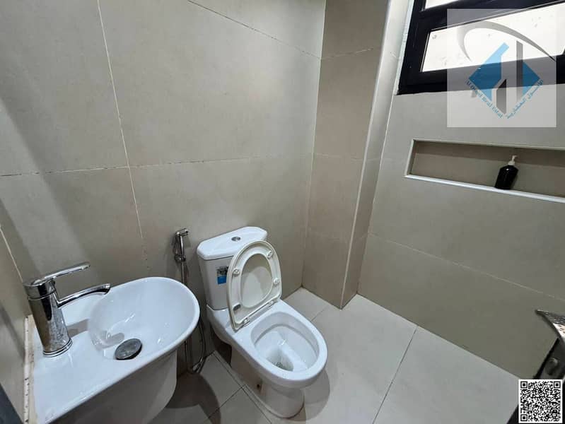 26 f8820bbb-dc81-4e20-bf0e-a601f585d785. jpg