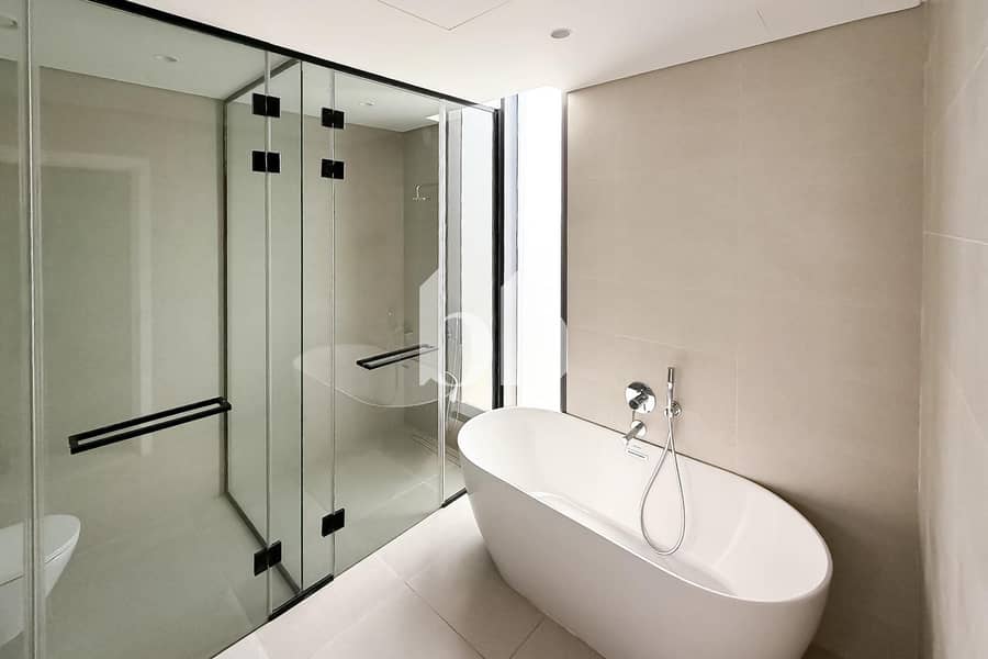 8 images image img