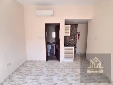 Estudio para en Alquiler en Muwaileh, Sharjah - WhatsApp Image 2026-08-03 at 10.51. 11. jpeg Estudio para en Alquiler en Muwaileh, Sharjah - WhatsApp Image 2026-08-03 at 10.51. 11. jpeg
