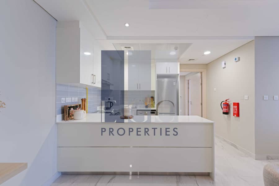 15 Leaf Tower-3BR-Primary-21. JPG