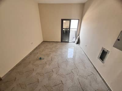 1 Schlafzimmer Wohnung zum zur Miete in Al Jurf, Ajman - WhatsApp Image 2026-08-03 at 12.00. 40 AM (1). jpeg 1 Schlafzimmer Wohnung zum zur Miete in Al Jurf, Ajman - WhatsApp Image 2026-08-03 at 12.00. 40 AM (1). jpeg