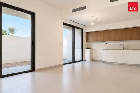 4 Schlafzimmer Townhouse zum zur Miete in Dubai South, Dubai - Reihenhaus in Dubai South，Emaar South，Expo Golf Villas，Expo Golf Villas 1 (Parkside 1), 4 schlafzimmer, 134900 AED - 16046403