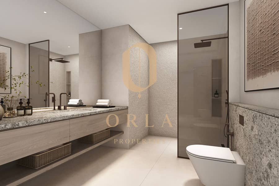 8 Bathroom. jpg