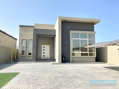 2 Schlafzimmer Villa zum zur Miete in Aljazeera Al Hamra, Ras Al Khaimah - Villa in Aljazeera Al Hamra, 2 schlafzimmer, 155000 AED - 16045734 2 Schlafzimmer Villa zum zur Miete in Aljazeera Al Hamra, Ras Al Khaimah - Villa in Aljazeera Al Hamra, 2 schlafzimmer, 155000 AED - 16045734
