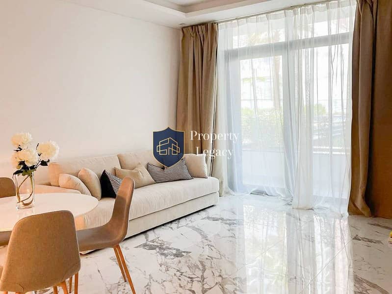 Exclusive Unit | Pool Level | Vacant on Transfer Exclusive Unit | Pool Level | Vacant on Transfer