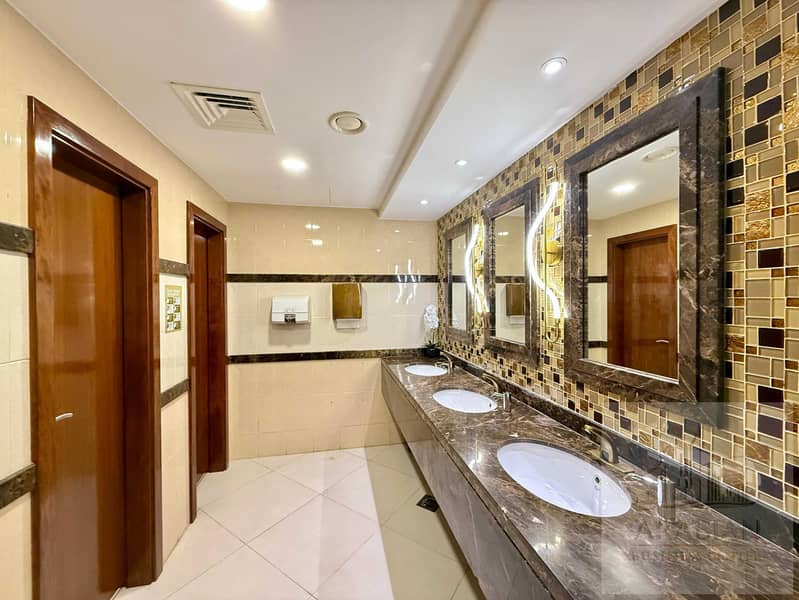 22 washroom ladies. jpg