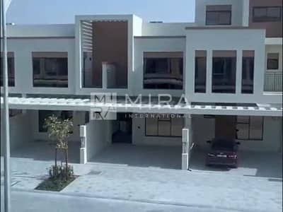 4 Camere Townhouse in affitto a DAMAC Lagoons, Dubai - 1
