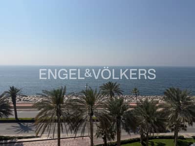 Hotel Apartment for Sale in Palm Jumeirah, Dubai - 5 Star Hotel Investment | Portfolio Sale | Branded Hotel Apartment for Sale in Palm Jumeirah, Dubai - 5 Star Hotel Investment | Portfolio Sale | Branded