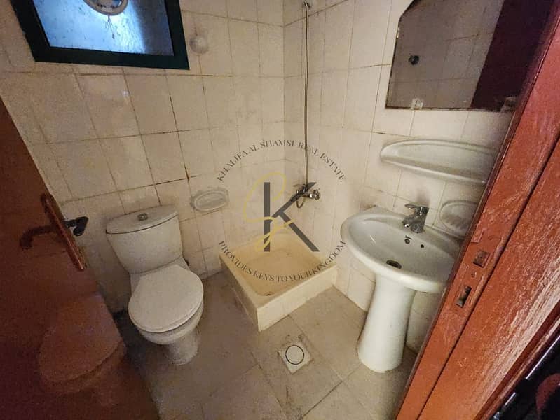 3 4374. jpg