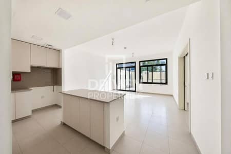 4 Schlafzimmer Townhouse zum zur Miete in Town Square, Dubai - Reihenhaus in Town Square，Noor Townhouses, 4 schlafzimmer, 178000 AED - 16047825