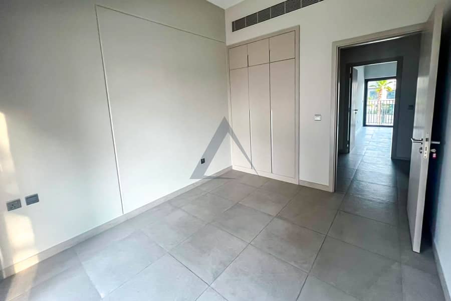 10 Property Image