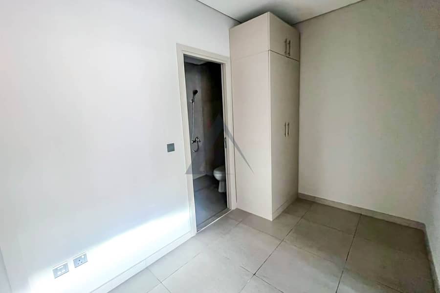 12 Property Image