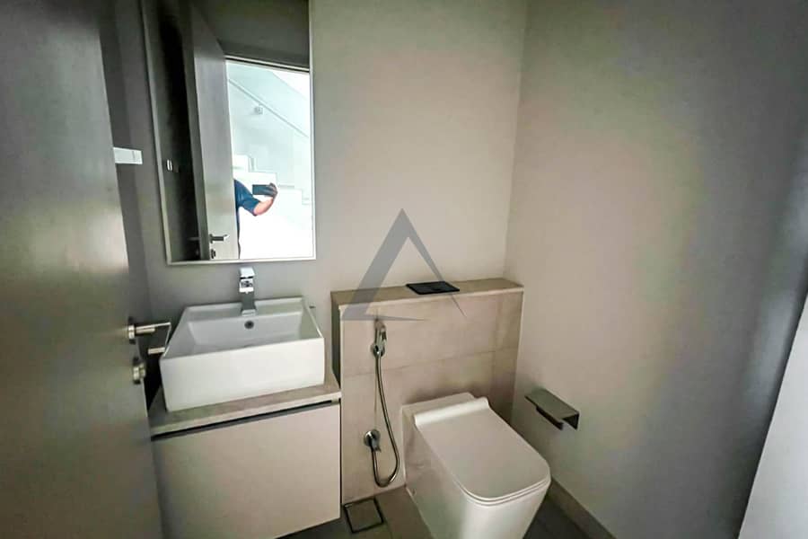 18 Property Image