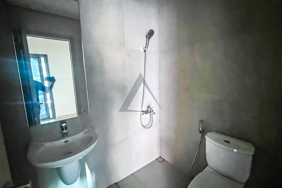 19 Property Image