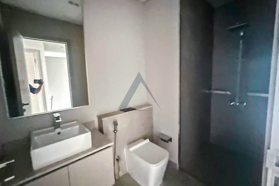 21 Property Image