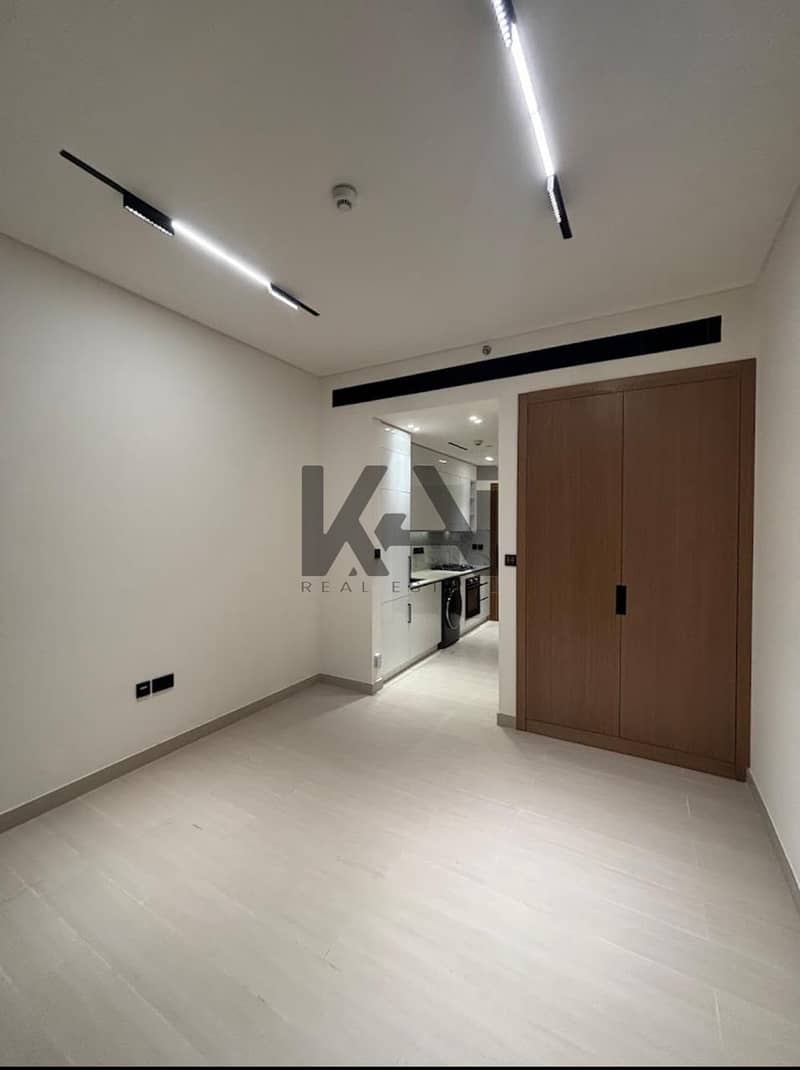 Modern Studio | Ready to Move | Smart Home Modern Studio | Ready to Move | Smart Home