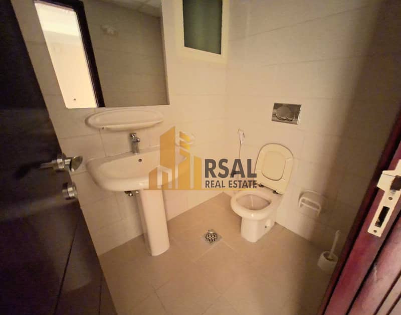 11 334352. jpg