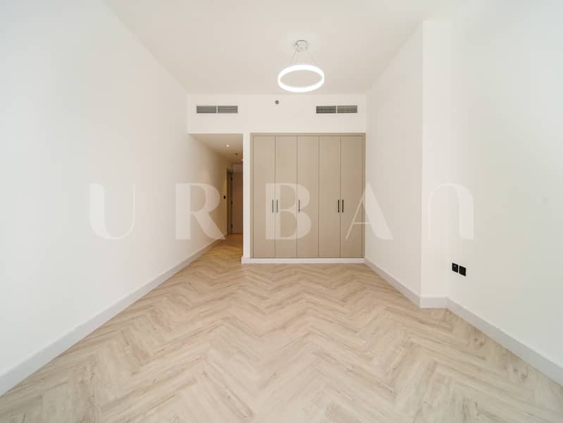 23 ADU00285. jpg