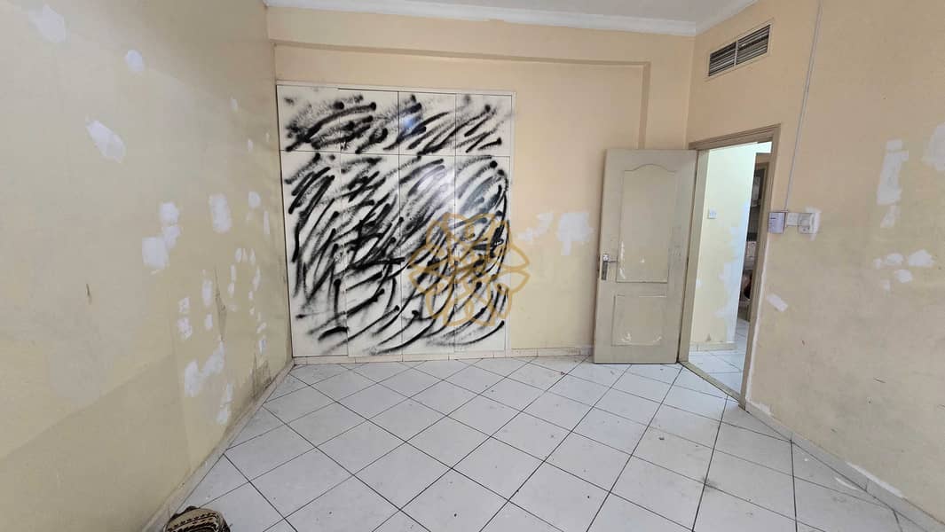 4 51045. jpg