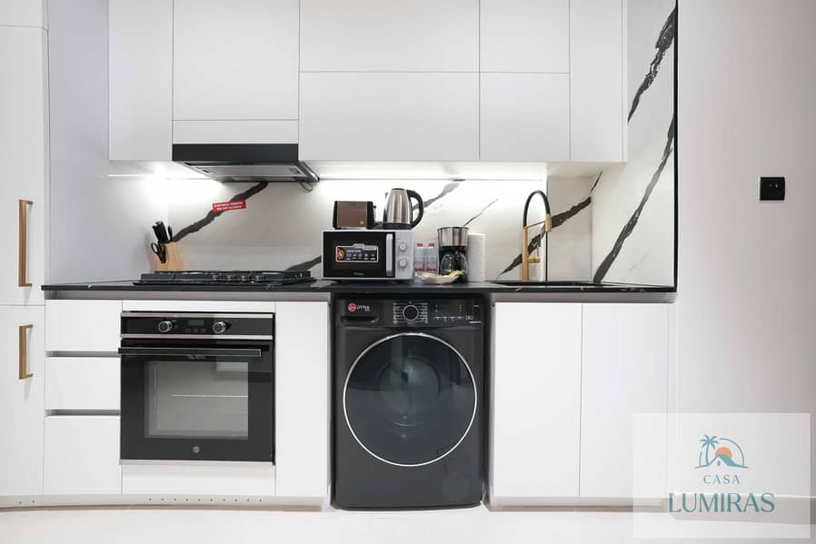 4 Kitchen 1. jpg
