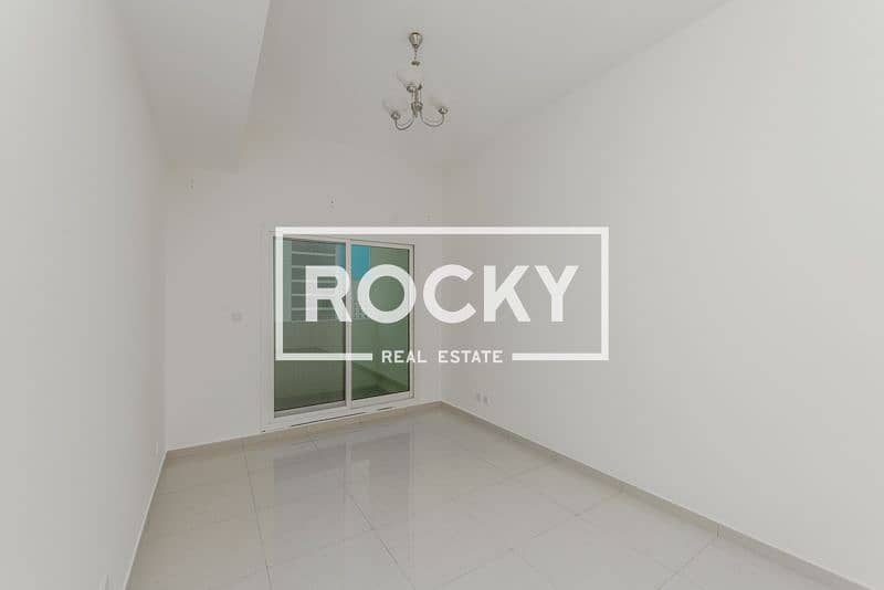 3 AlBarsha_MatarSaifBldg_405-2BR (2 of 20). jpg