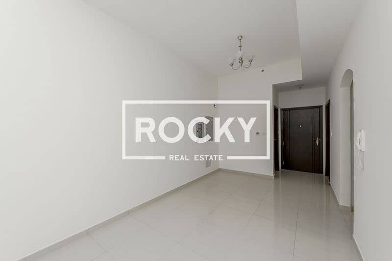 4 AlBarsha_MatarSaifBldg_405-2BR (3 of 20). jpg