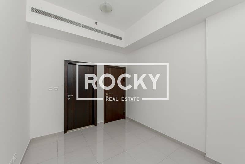8 AlBarsha_MatarSaifBldg_405-2BR (7 of 20). jpg