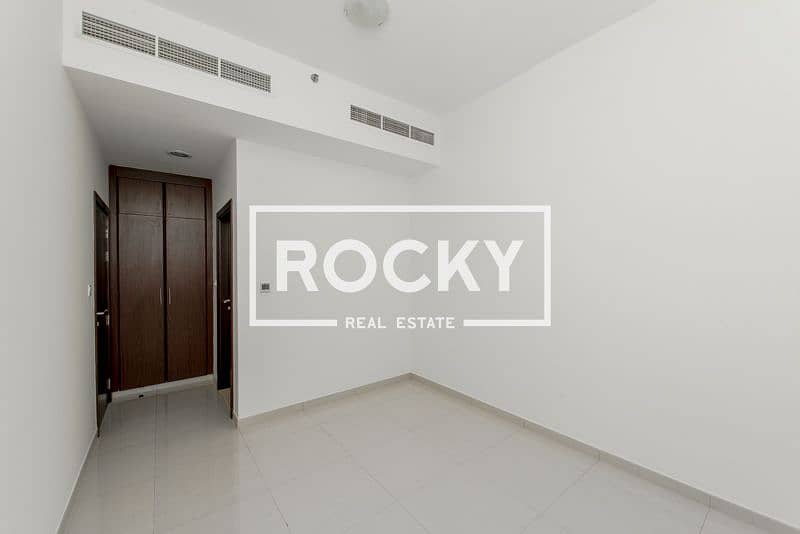 10 AlBarsha_MatarSaifBldg_405-2BR (13 of 20). jpg