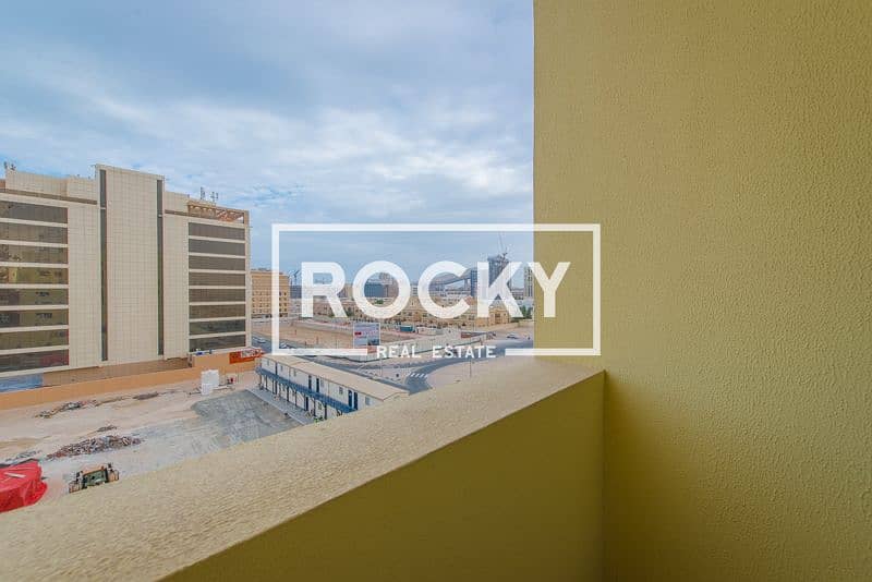 20 AlBarsha_MatarSaifBldg_405-2BR (20 of 20). jpg
