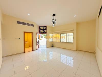 Villa de 3 chambres à à louer à Mirdif, Dubai - 2bhk (4). jpeg