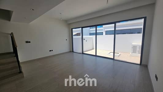 4 Slaapkamers Townhouse te Koop in DAMAC Lagoons, Dubai - Rijwoning in DAMAC Lagoons,Santorini, 4 slaapkamers, 2700000 AED - 16050832 4 Slaapkamers Townhouse te Koop in DAMAC Lagoons, Dubai - Rijwoning in DAMAC Lagoons,Santorini, 4 slaapkamers, 2700000 AED - 16050832