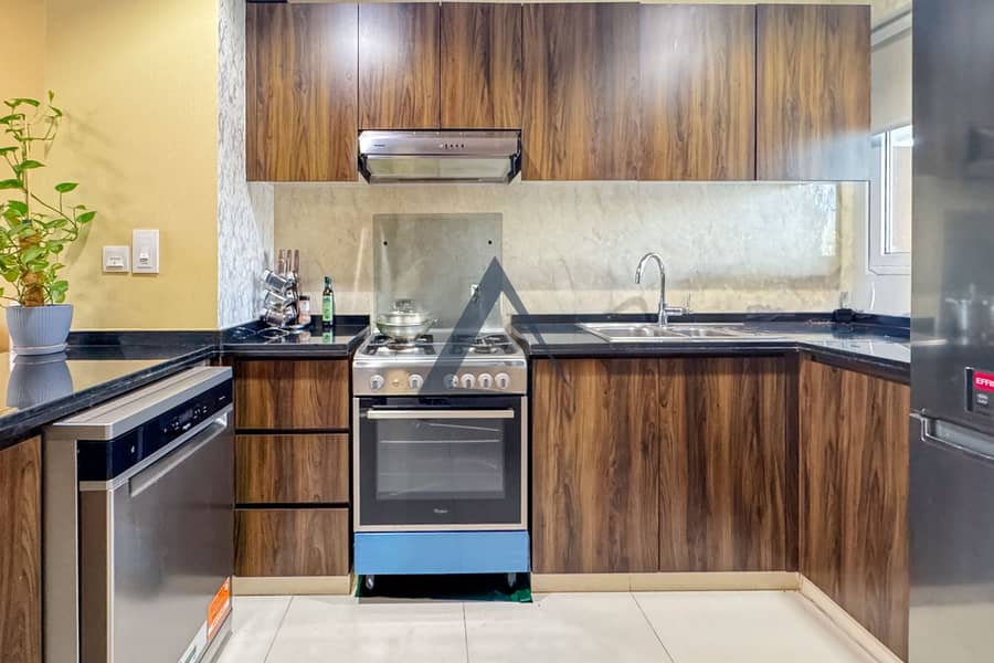 9 Property Image