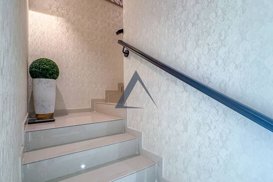16 Property Image