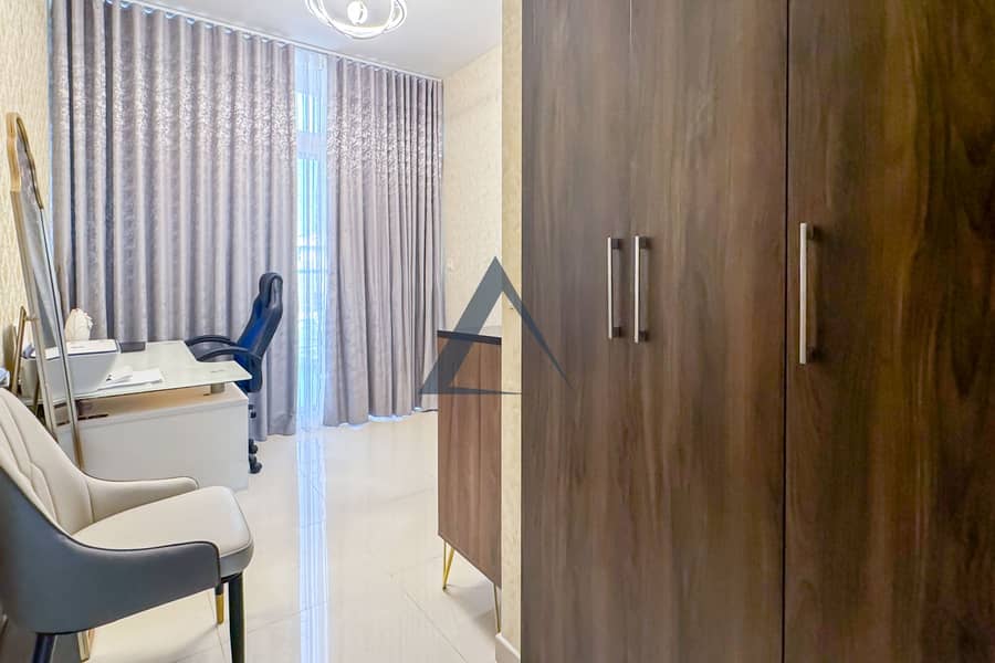 18 Property Image