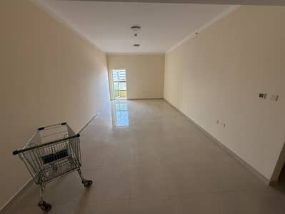 3 habitaciones Apartamento para en Alquiler en Al Jurf, Ajman - WhatsApp Image 2026-07-26 at 7.57. 41 PM. jpeg 3 habitaciones Apartamento para en Alquiler en Al Jurf, Ajman - WhatsApp Image 2026-07-26 at 7.57. 41 PM. jpeg