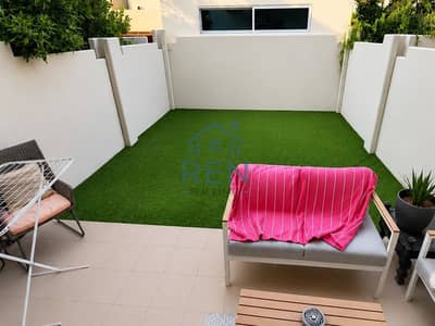 2 Bedroom Townhouse for Sale in Al Reef, Abu Dhabi - Modern Residence | Spacious Living |Prime location