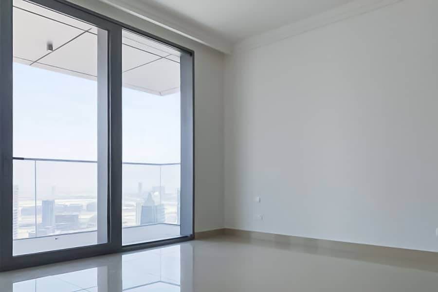 7 Image 0