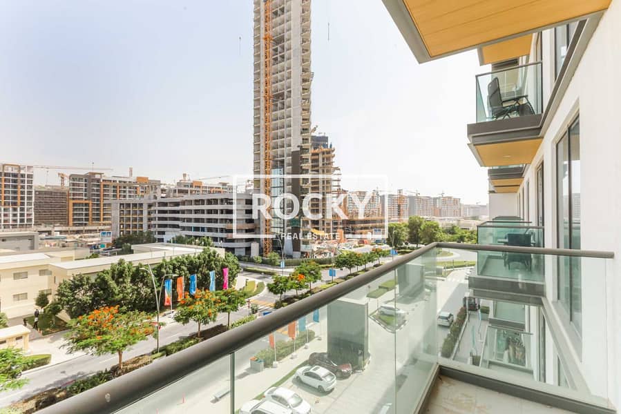 10 Sobha hartland - balcony (1). jpg