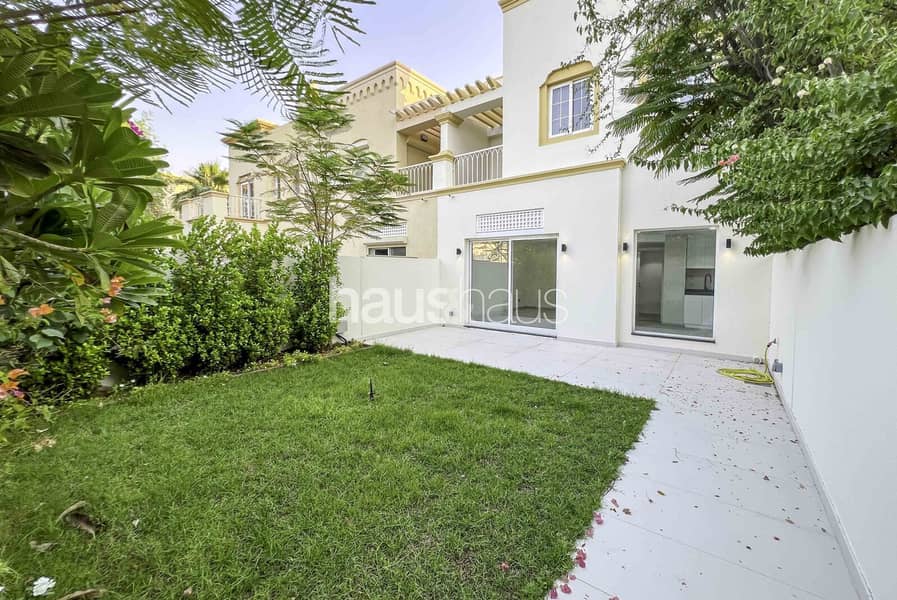 Park and Pool View | Vacant | Renovated Park and Pool View | Vacant | Renovated