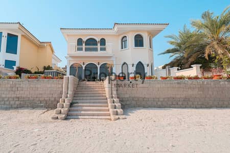 4 Bedroom Villa for Sale in Palm Jumeirah, Dubai - Extended Plot | Private Pool | Vacant on Transfer