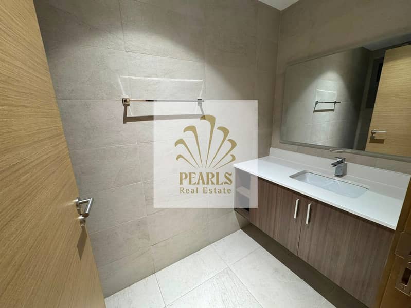 10 WhatsApp Image 2026-08-03 at 15.17. 55. jpeg